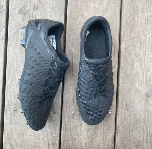 Nike hypervenom 40